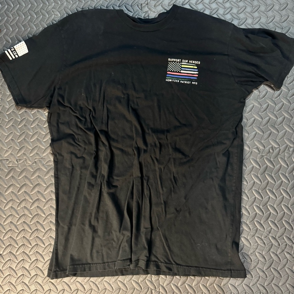 Howitzer men’s XXL black short sleeve tee shirt